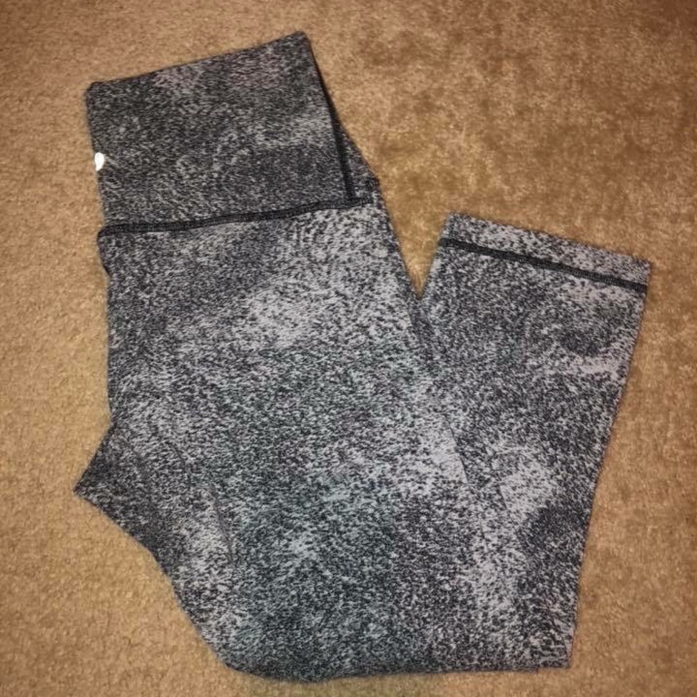 Lululemon Wunder Under Hi-Rise Crop